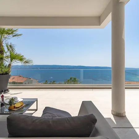 Vila Luxurious Ada; Hot Tub, Sauna, Gym, Pool